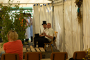 Hinter den Kulissen
